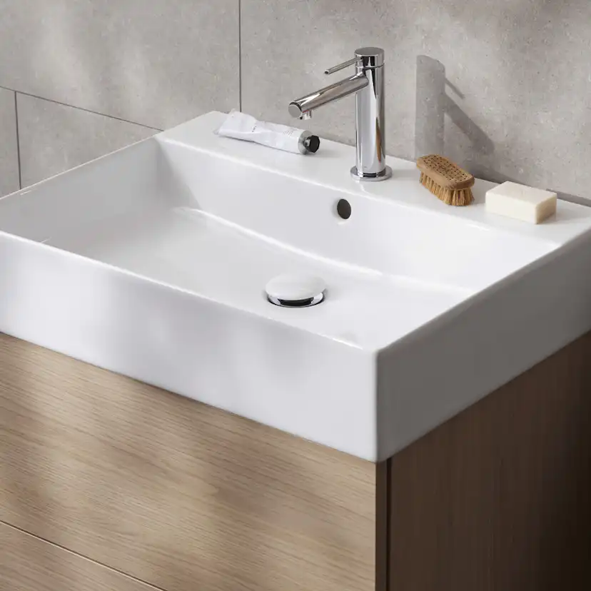 Möbelpaket Miller Badrum New York med Bloc Tvättställ och Spegel