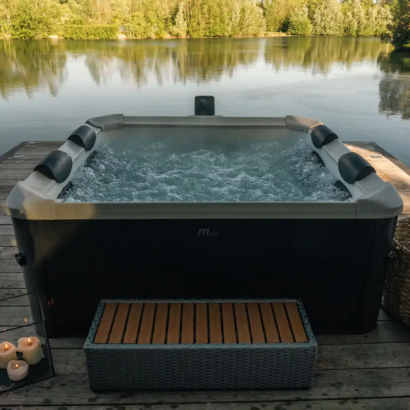 Utespa Mspa Frame Oslo 120 Jets Utomhus Spabad för 4 Personer med LED-Belysning