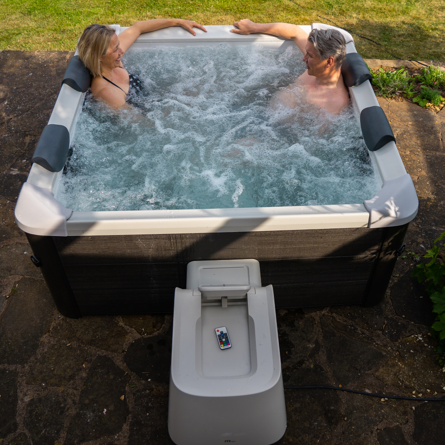 Spabad MSpa Oslo Frame Plus XL Aero med Lock