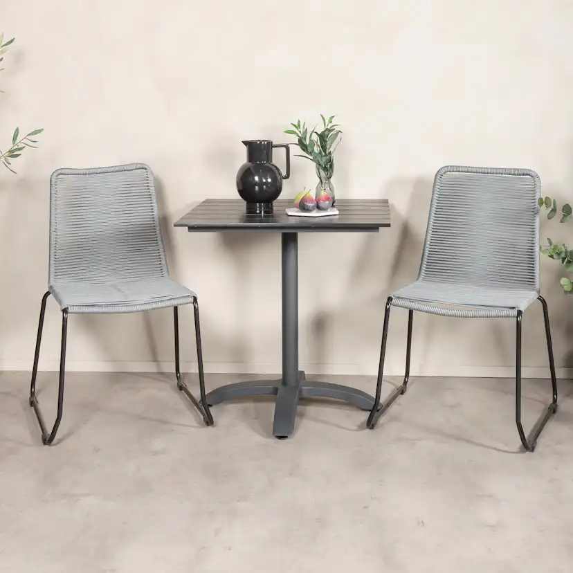 Cafégrupp Venture Home Canucks med 2 Leon Matstolar