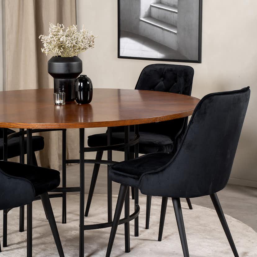 Matgrupp furniture/fashion Copenhagen med 4 Vera Stolar