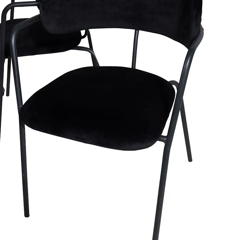 Matgrupp Venture Home Estelle 140 med 4 Aris Stolar