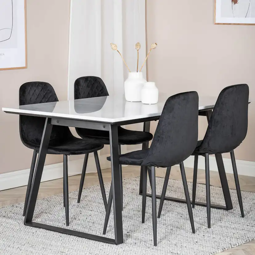 Matgrupp Venture Home Estelle 140 med 4 Phoi Stolar