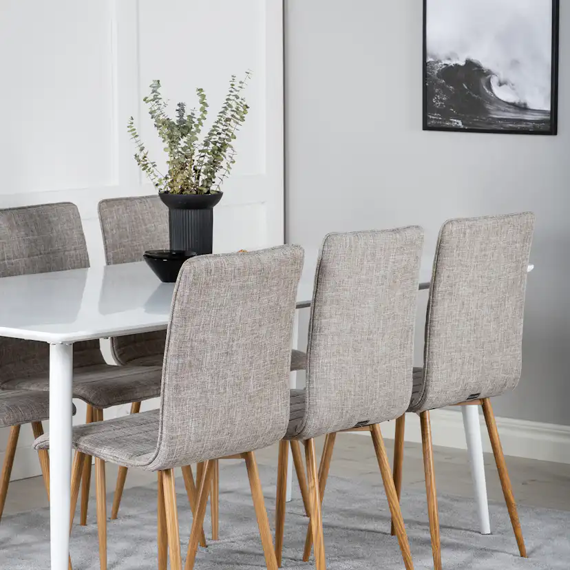 Matgrupp Venture Home Pobbie med 6 Walter Stolar