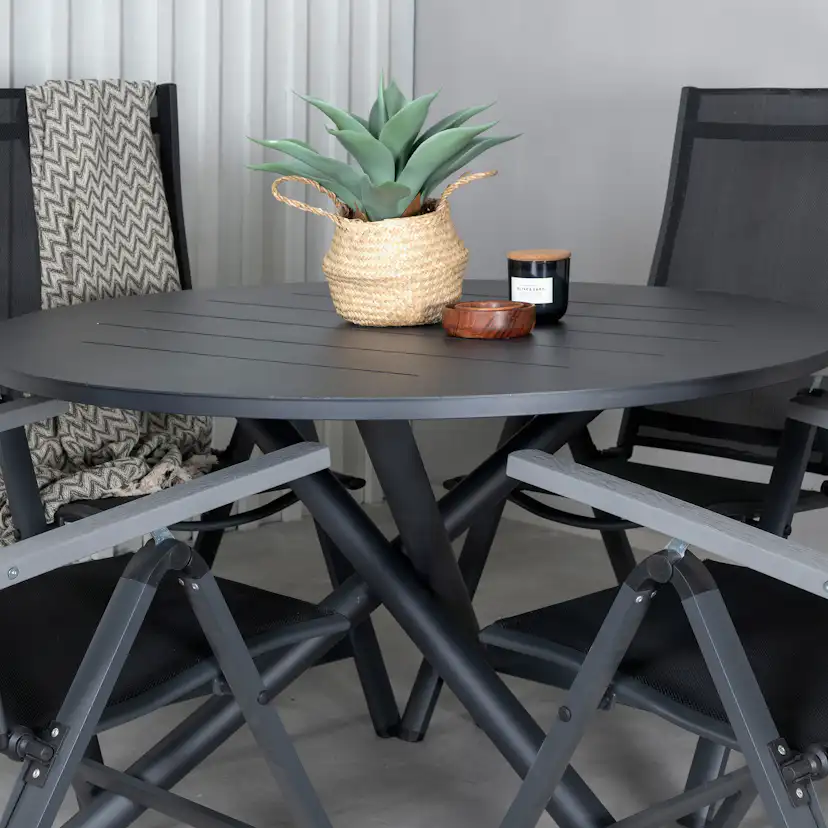 Matgrupp Venture Home Ande med 4 Laby Matstolar