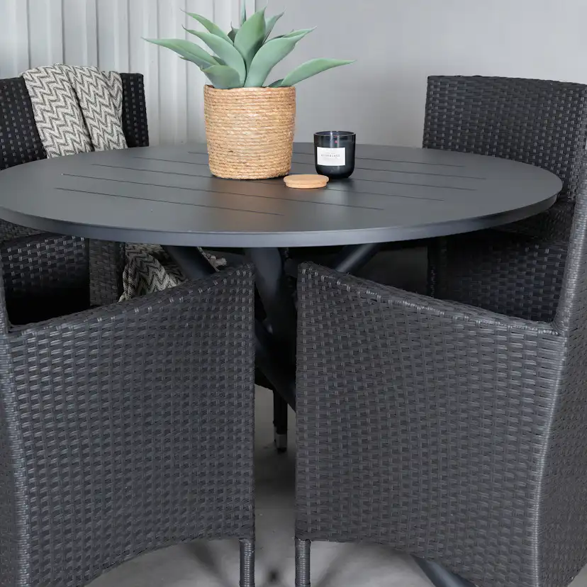 Matgrupp Venture Home Ande med 4 Moli Matstolar