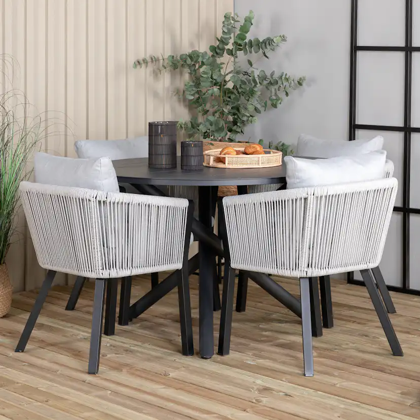 Matgrupp Venture Home Alma med 4 Virya Stolar