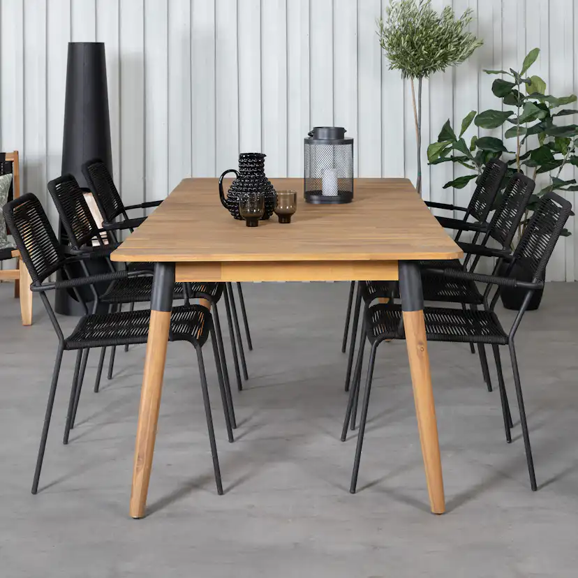 Matgrupp Venture Home Julle med 6 Minos Matstolar med Armstöd