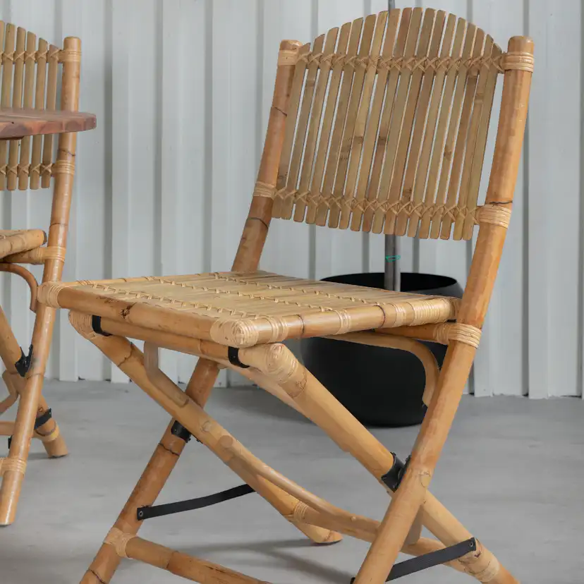 Matgrupp Venture Home Canne med 4 Cave Matstolar