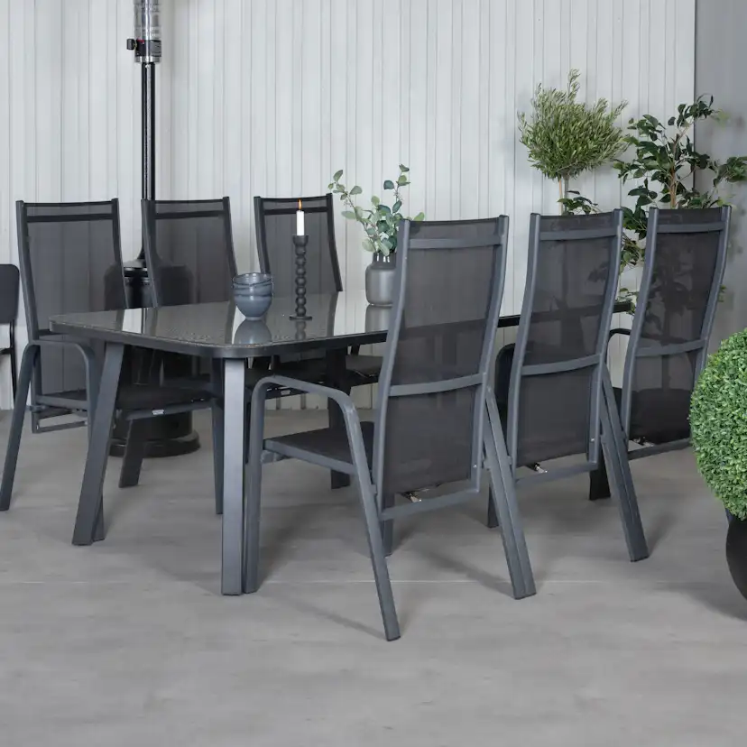 Matgrupp Venture Home Olle med 6 Curz Matstolar