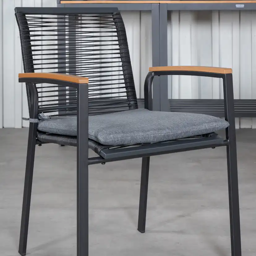 Matgrupp Utomhus Venture Home Perla 152 med 4 Douglas Trädgårdsstolar