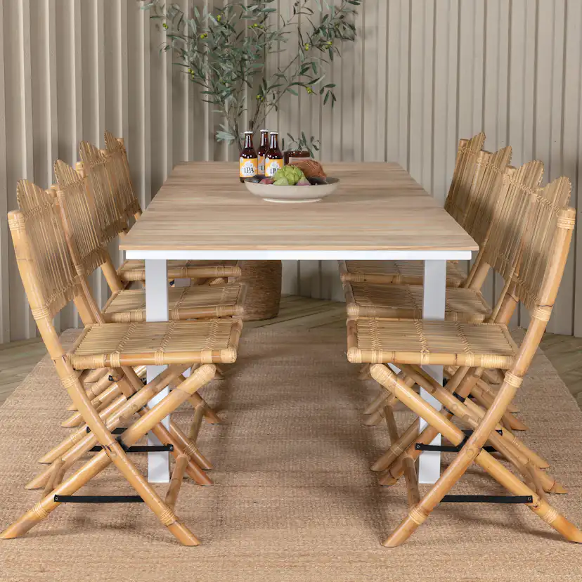 Matgrupp Venture Home Mendi med 8 Cane Stolar