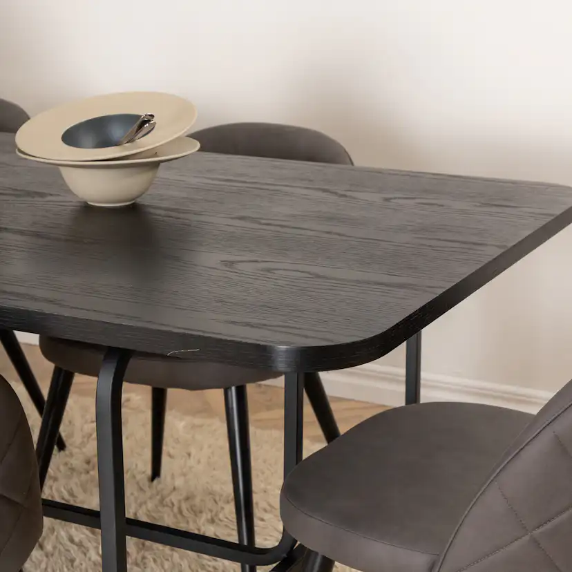 Matgrupp Venture Home Chicago med 6 Valentina Stitcthes Stolar