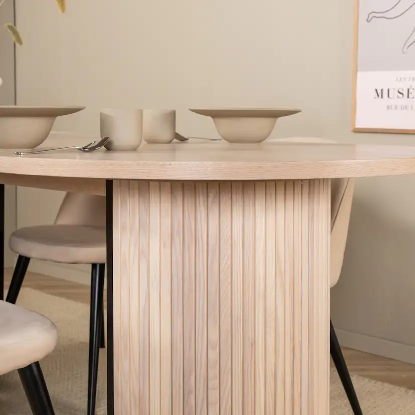 Matgrupp Venture Home Bianca med 4 Valentina Stitcthes Stolar Polyester