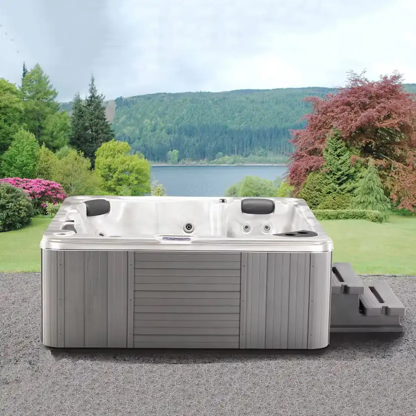 Utespa DenForm 52 White Sterling 28 Jets Spabad för 5 Personer