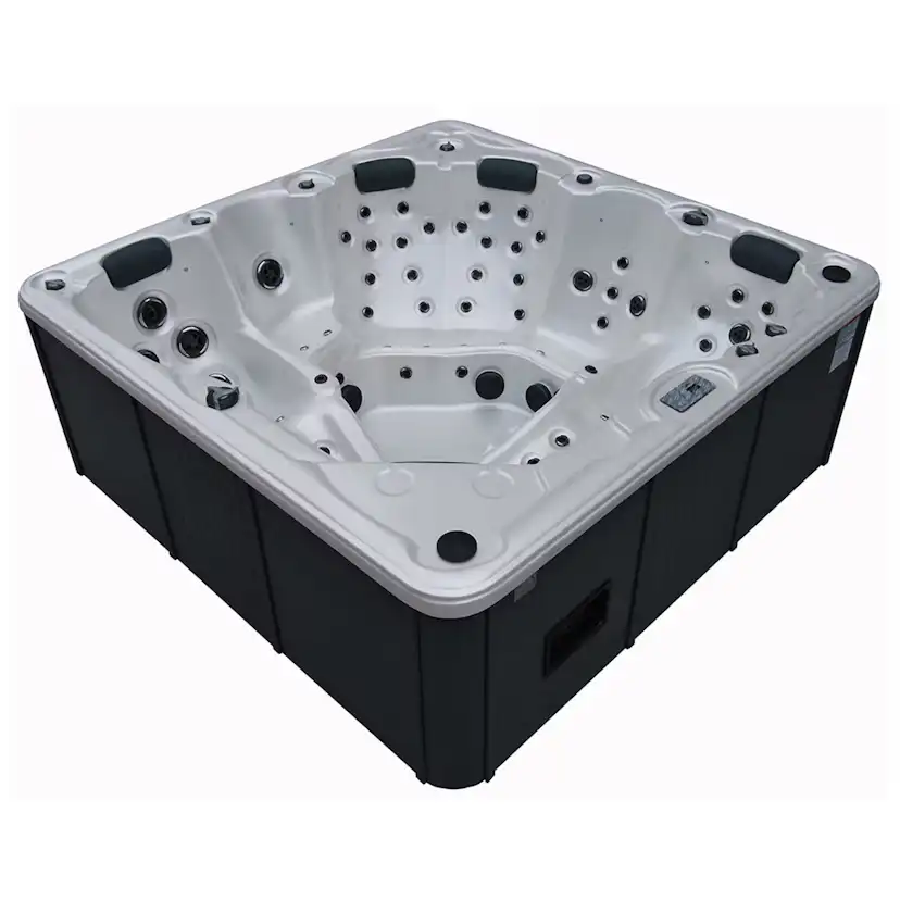 Utespa DenForm First Class 62 78 Jets Spabad för 6 Personer