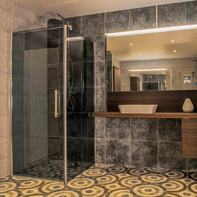 Duschhörn Arrow Square