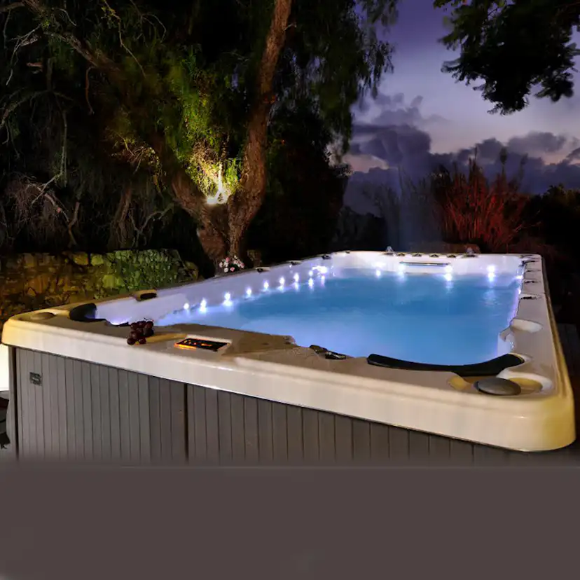 Swimspa DenForm 4,2M Spabad med LED-Lampor för 5 personer