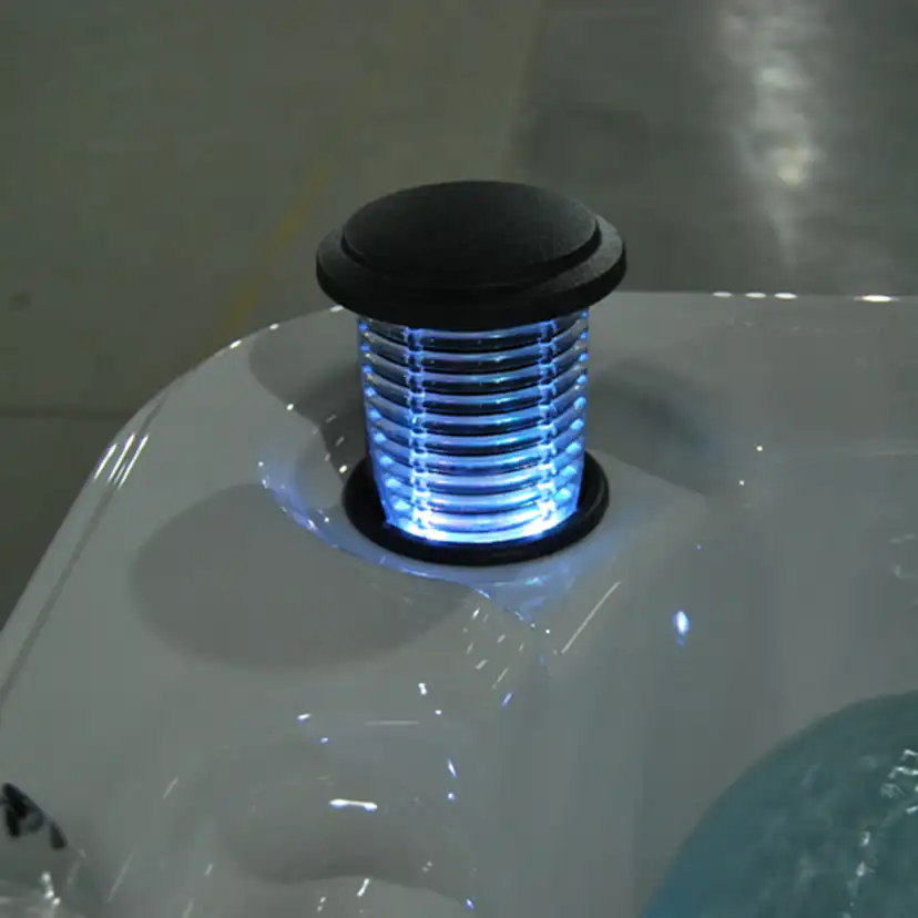 Swimspa DenForm 4,2M Spabad med LED-Lampor för 5 personer