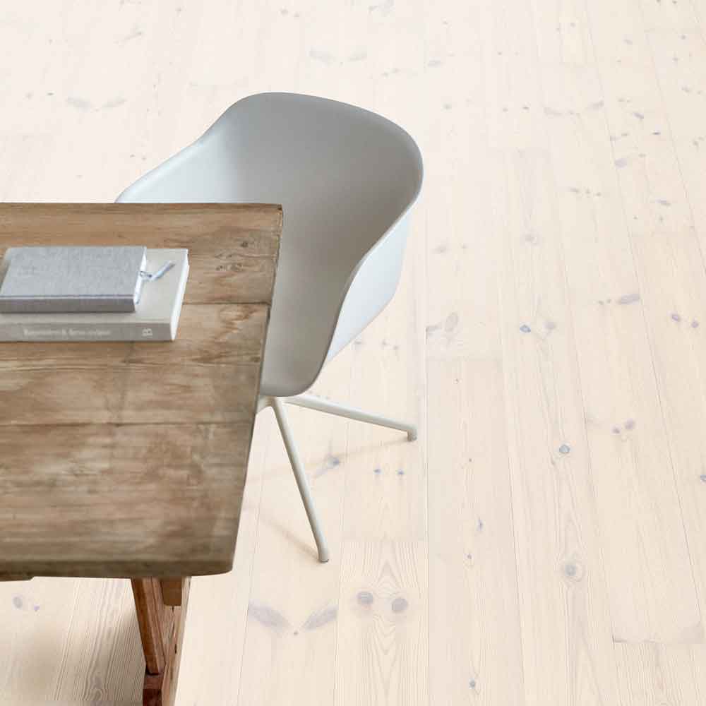 Parkettgolv Berg & Berg Norrlandsfuru XXL Vit Mattlack 1-Stav