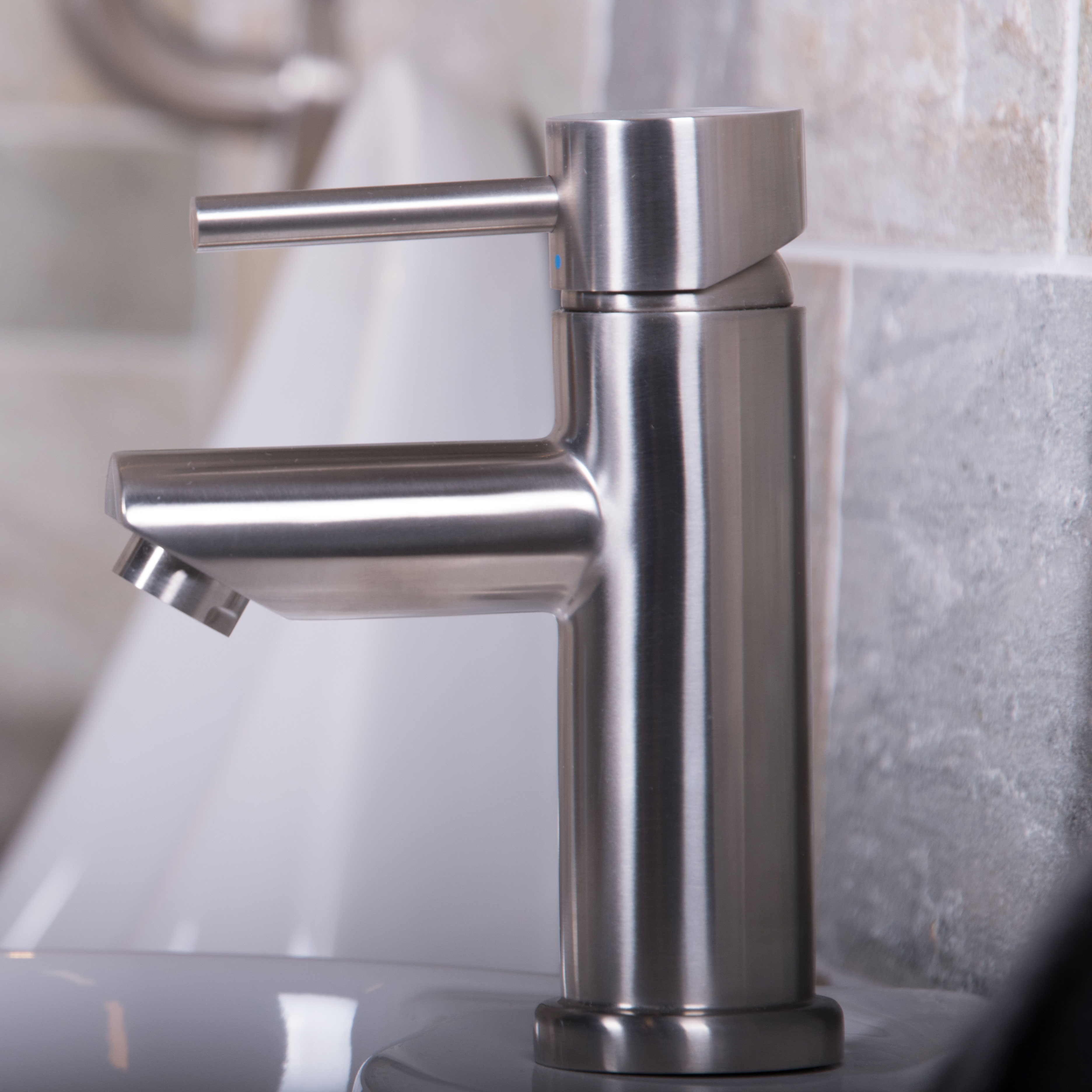 Tvättställsblandare Strand Stainless Haga HA-2001