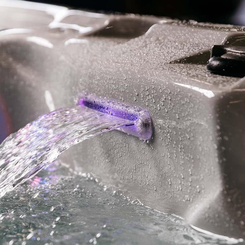 Utespa DenForm 20 16 Jets Spabad för 2 Personer