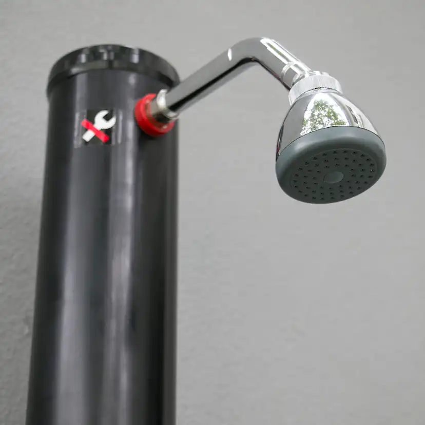 Utedusch Planet Pool Classic 2-Delad Soluppvärmd Trädgårdsdusch 20L