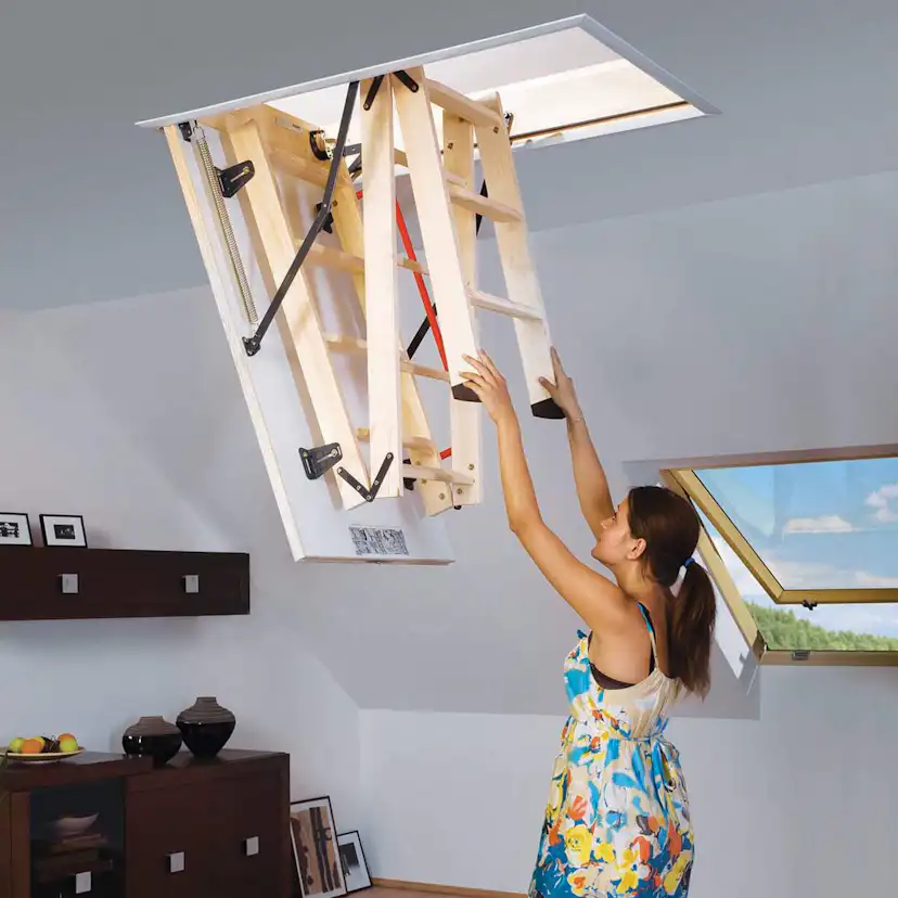 Vindstrappa Fakro LWK 280 Vitmålad Lagerfört